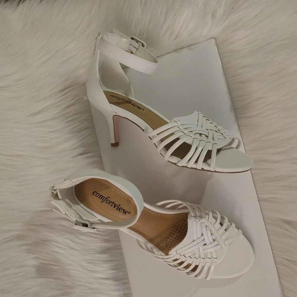 White Faux Leather Comfortview Sandals Ankle Wrap Heels sz 7